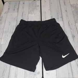 Men's Nike black shorts M